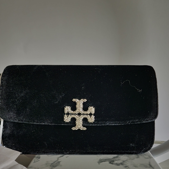 NWT Tory Burch Black Velvet clutch/purse/chain wallet W/wrist Strap - Picture 8 of 15